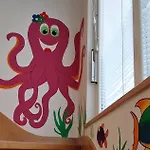 Octopus Apartment